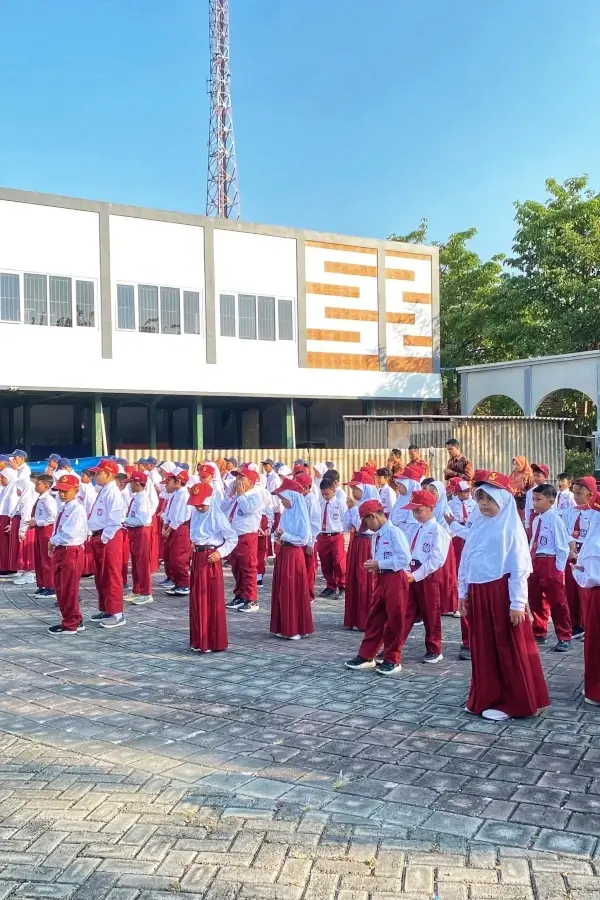 Upacara Sekolah Alam Citra Insani Upacara Sekolah Alam Citra Insani