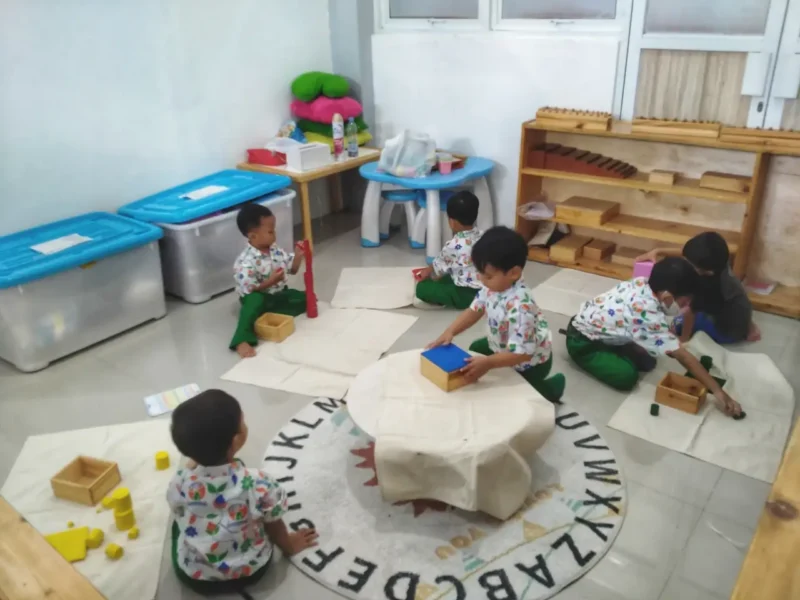 Kelas Montessori